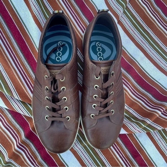 ECCO LEATHER SNEAKERS SIZE 44 - Picture 5 of 9